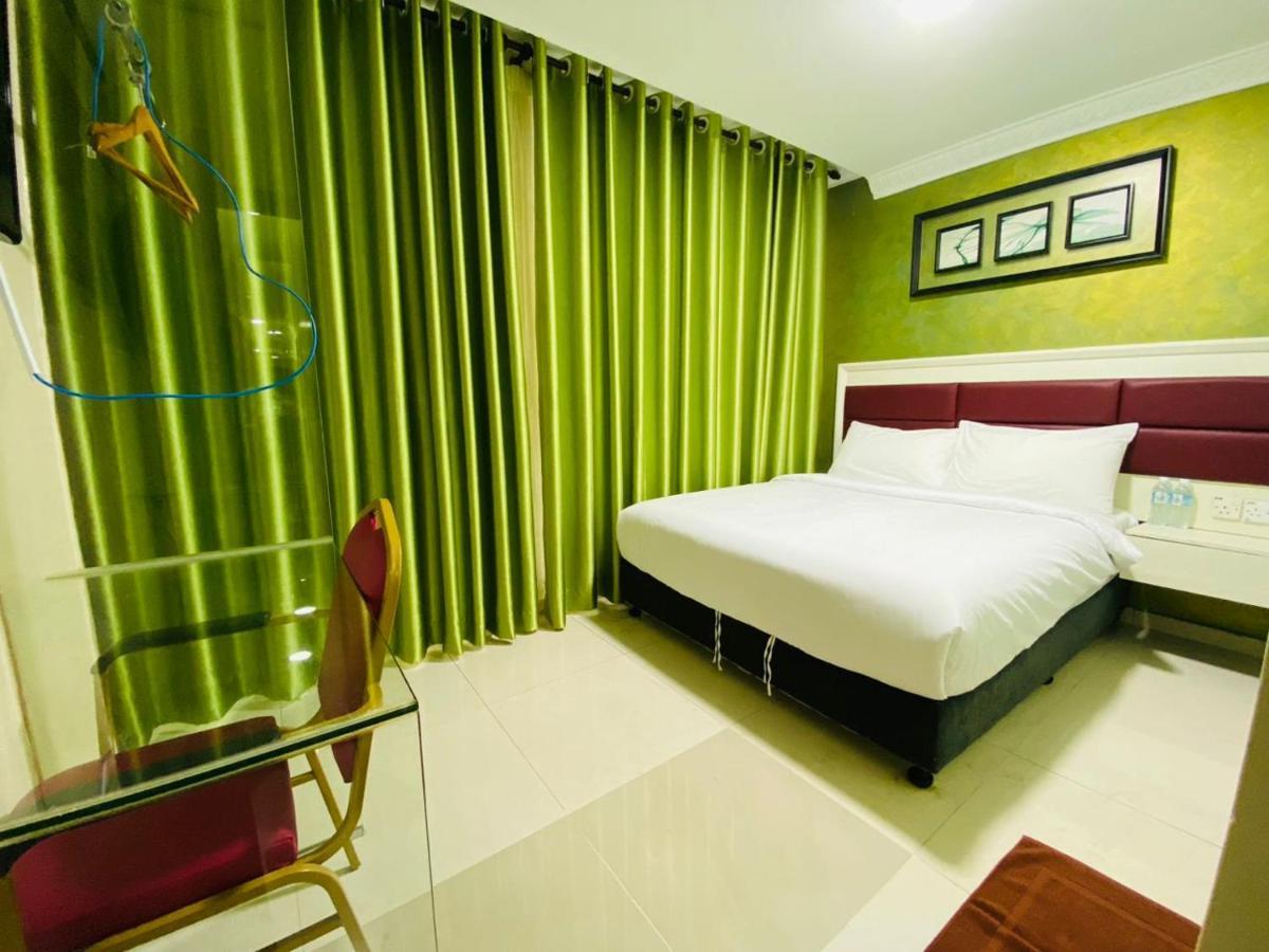 Surya Boutique Hotel Klang Ngoại thất bức ảnh